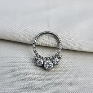 Joia ornamental para piercing — Septo & Daith — REF 115 — titânio biocompatível