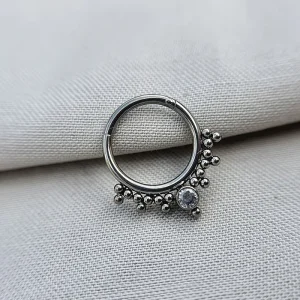 Joia ornamental para piercing — Septo & Daith — REF 118 — titânio biocompatível